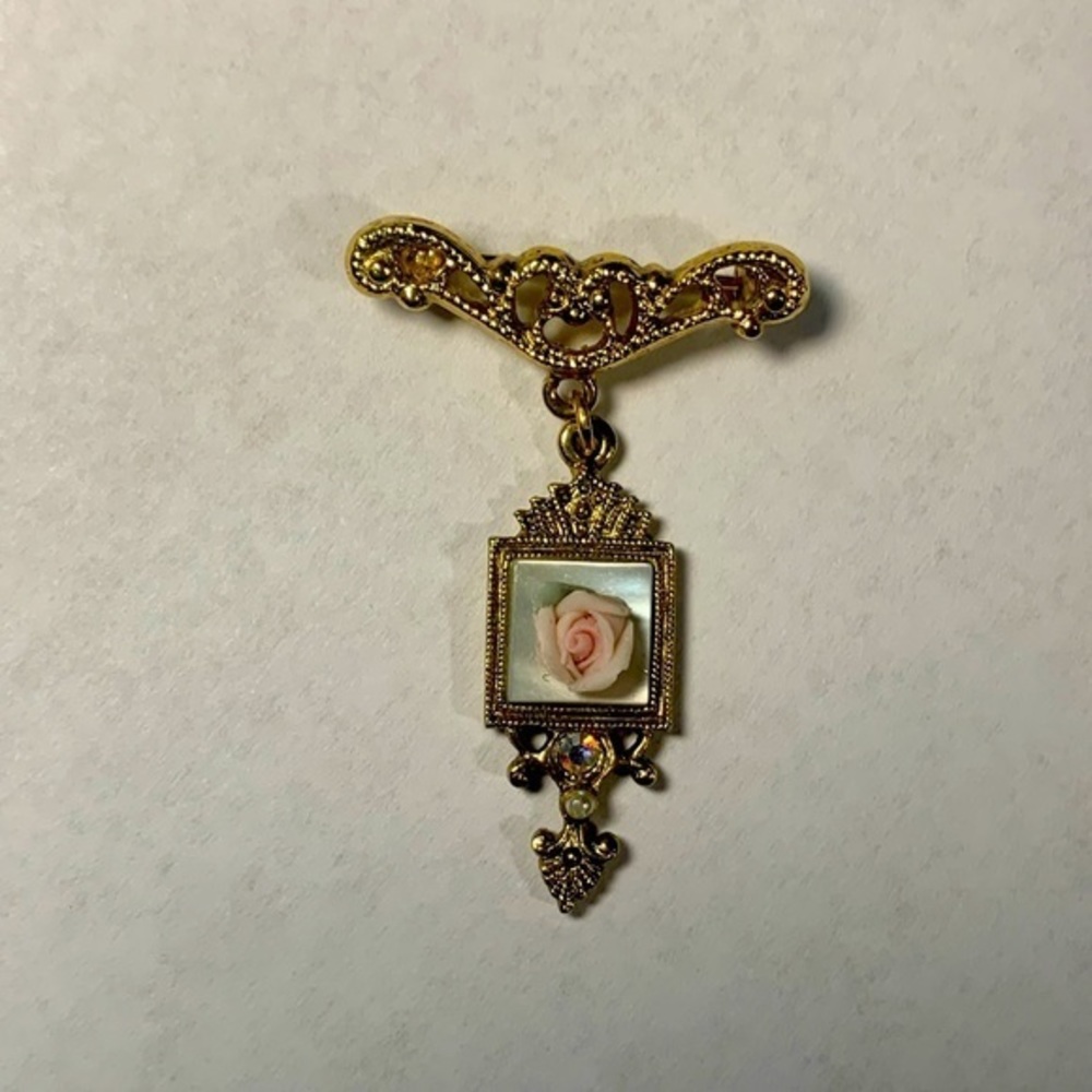 Victorian Drop Brooch Pin Mother of Pearl fine gold tone antique vintage jewelry
